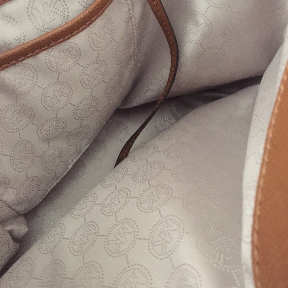 Michael Kors Large Brown bag - Picture 5 of 7